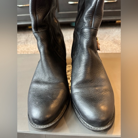 EUC Vince Camuto Bocca Over Knee Black Leather Riding Boots with Gold Buckle - Picture 2 of 7